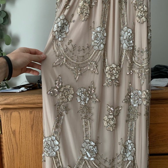 Formal fully beaded dress - Picture 2 of 3